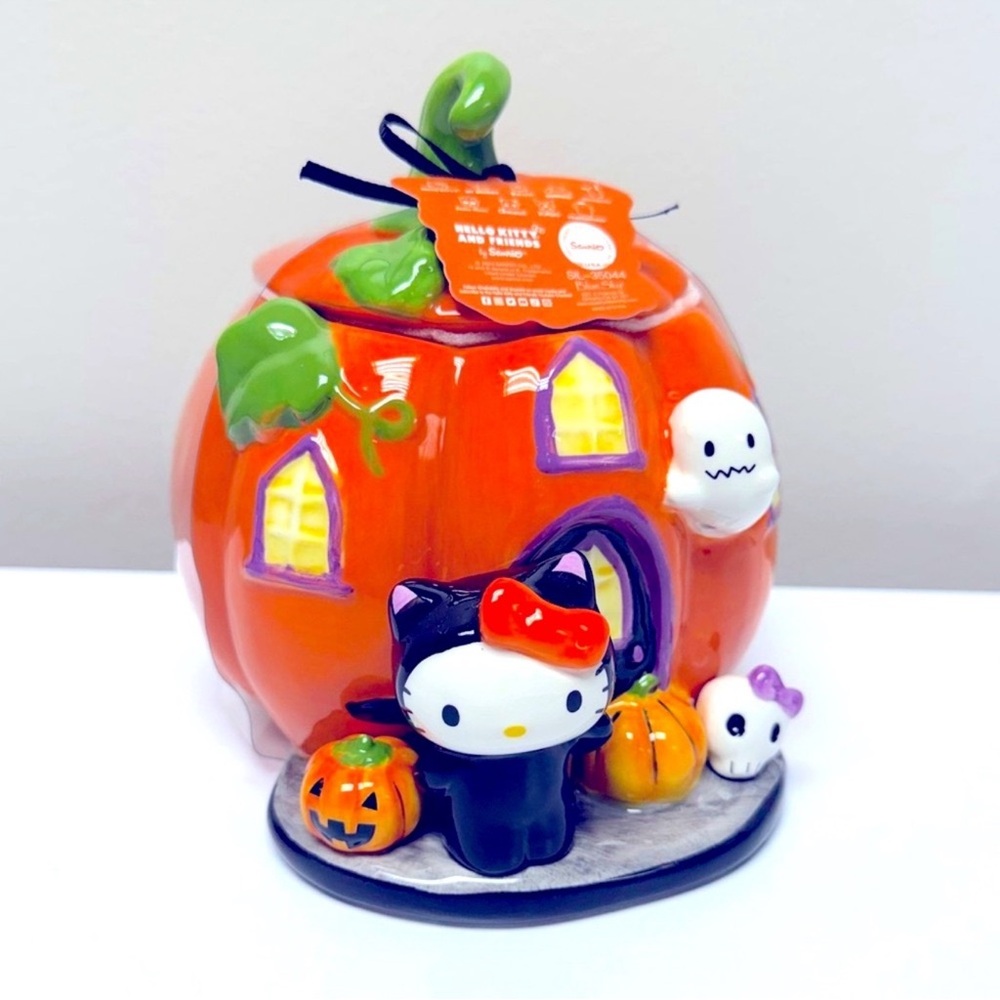 New! Blue Sky Hello Kitty & Friends Halloween Pumpkin House Canister, Cookie Jar